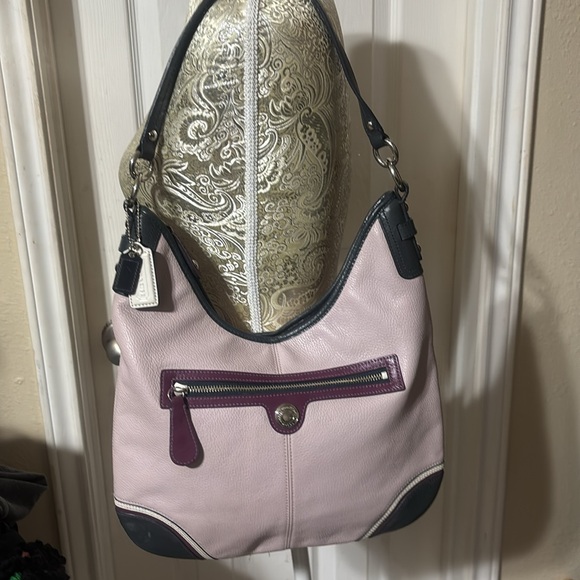 Coach Laura Spectator shoulder bag. EUC - Picture 1 of 10